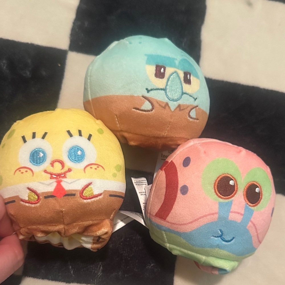 SpongeBob SquarePants Mini Plush Trio tee turtle reversible